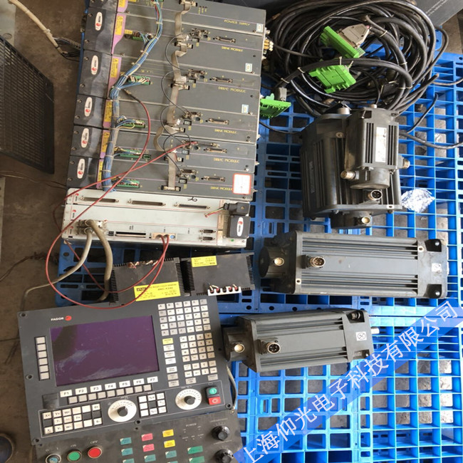 �l�񔵿�ϵ�y�������S��