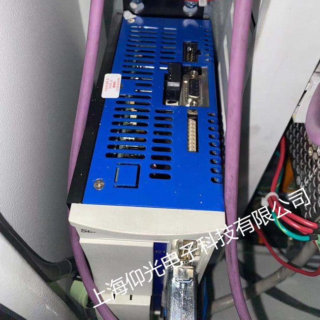 Kollmorgen�Ơ�Ħ���ŷ������S�� SERVOSTAR 640�@ʾ��F08��