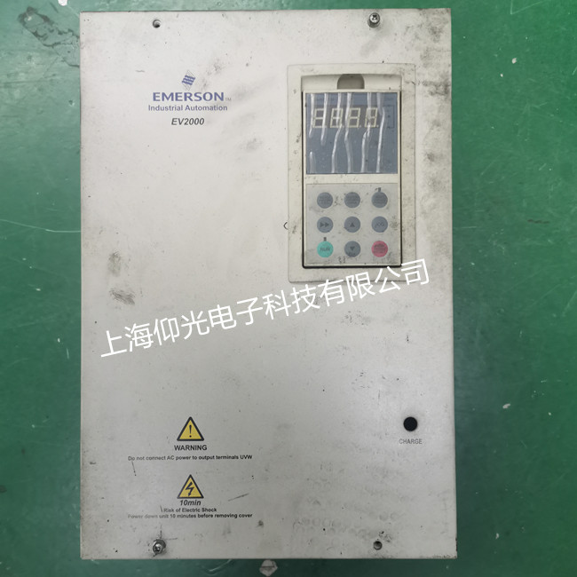 ��Ĭ��m700׃�l����(b��o)POFF�S�޷���(w��)����