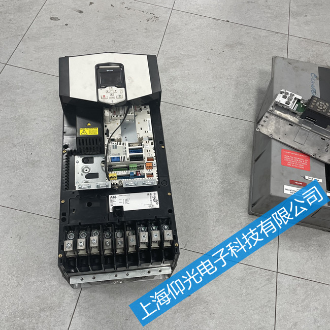 ABB 800׃�l���S��ACS800-04-0400-3+D150+P901��FF32�������B(y��ng)