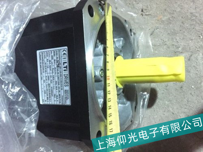 ����·˹���ŷ�늙Cͨ늲��D�ӹ���ԭ������S��