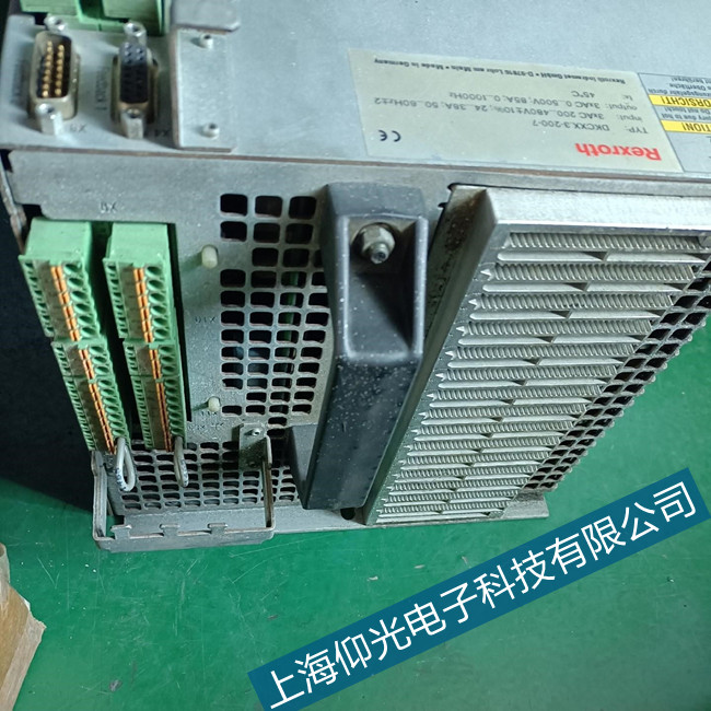 ��ʿ���ŷ��(q��)�ӿ�����F7042�e�`ԓ���̎��