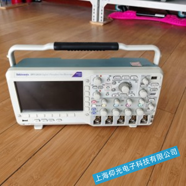 ���K--ʾ������ͨ�Դ����RUN/STOP���o�o�κ��@�F(xi��n)ë����ô̎��