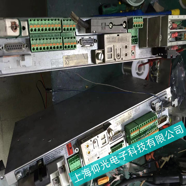 �ζ��^������ʿ�����ؙC�{����������Щ���Ԓ��ԃ��