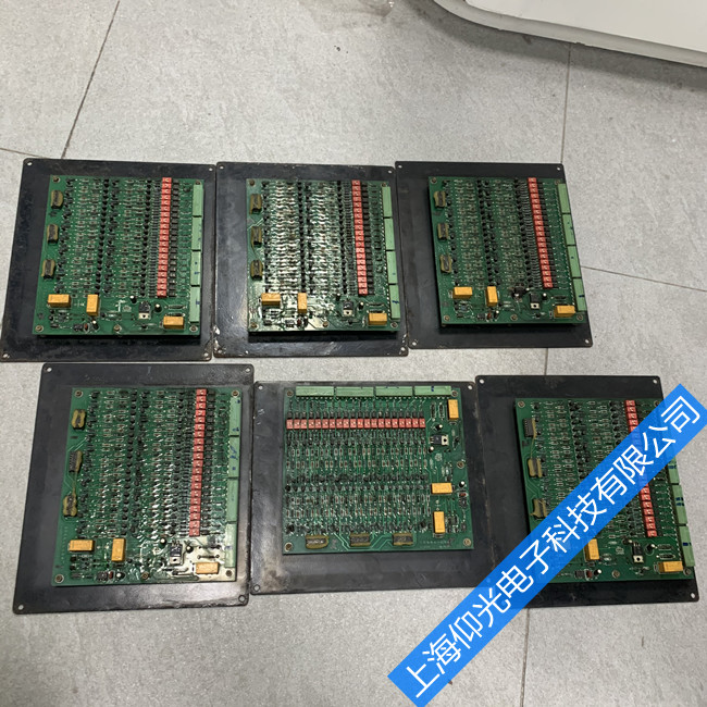 �F�ݙC(j��)е�I(y��)�·���·���_·��ô�S��-�������M(f��i)�z�y